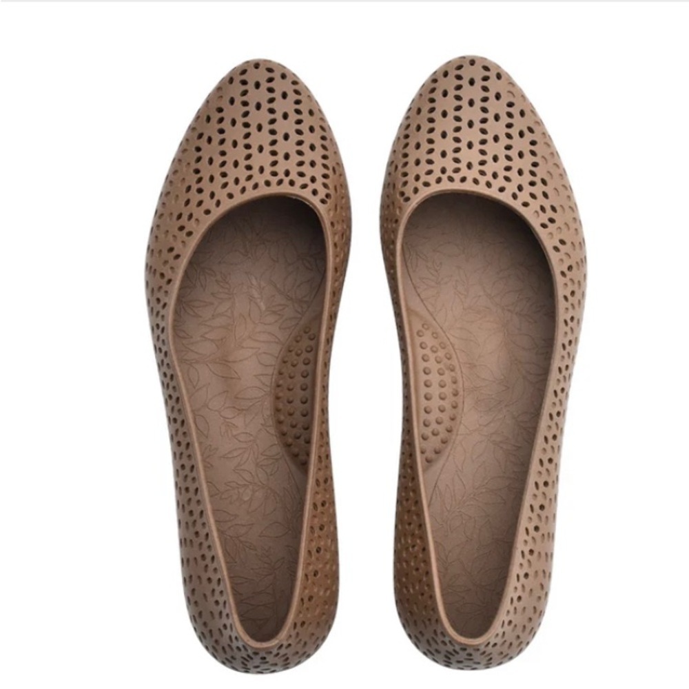 Samantha Okabashi Toffee Perforated Women's Ballet Flats - Picture 2 of 4